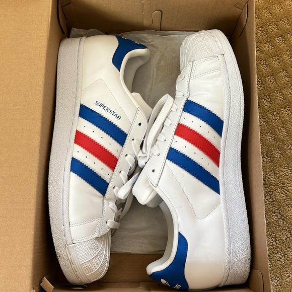 Men’s Adidas Superstar size 10 - Picture 8 of 8